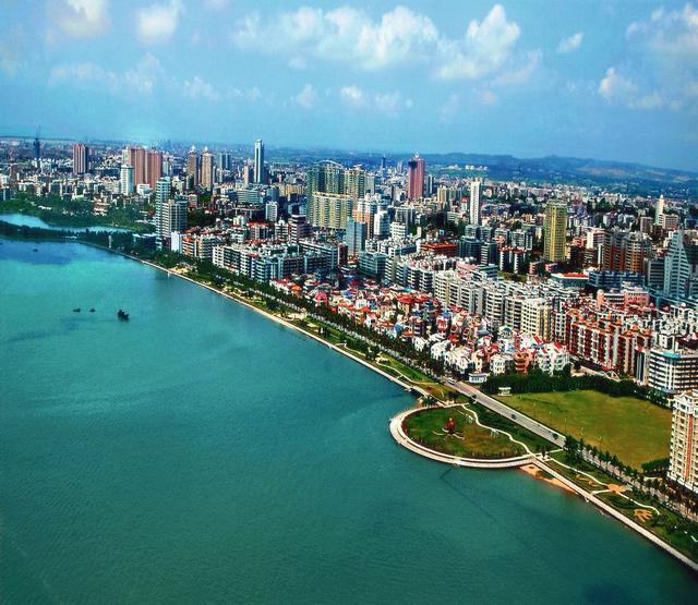 美丽的海滨城市——广东省湛江市