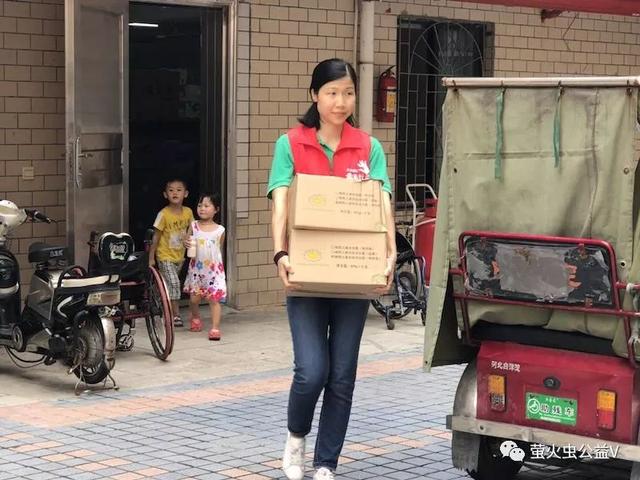 牵手行动 快乐生日会——“牵手行动”走进湛江市福利院活动