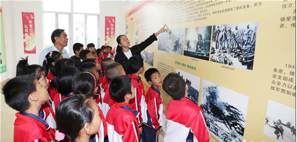 青少年传承红色基因教育基地在遂溪揭牌