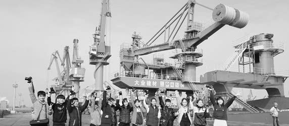 好人恩情激励着我们前进